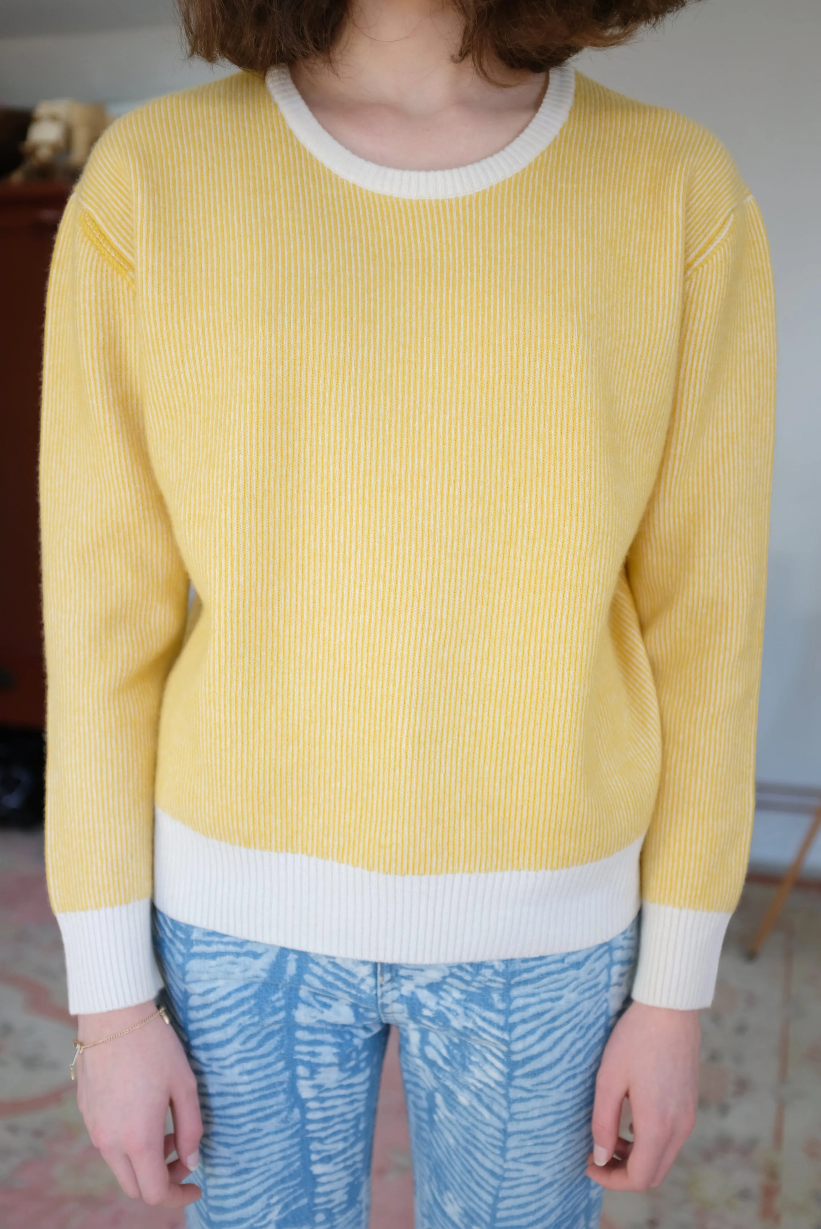 Beklina Cashmere Ribbed Crew Sweater Daisy/Ivory